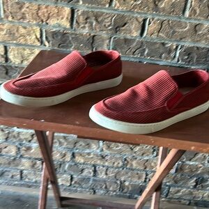 Nice and comfortable like new